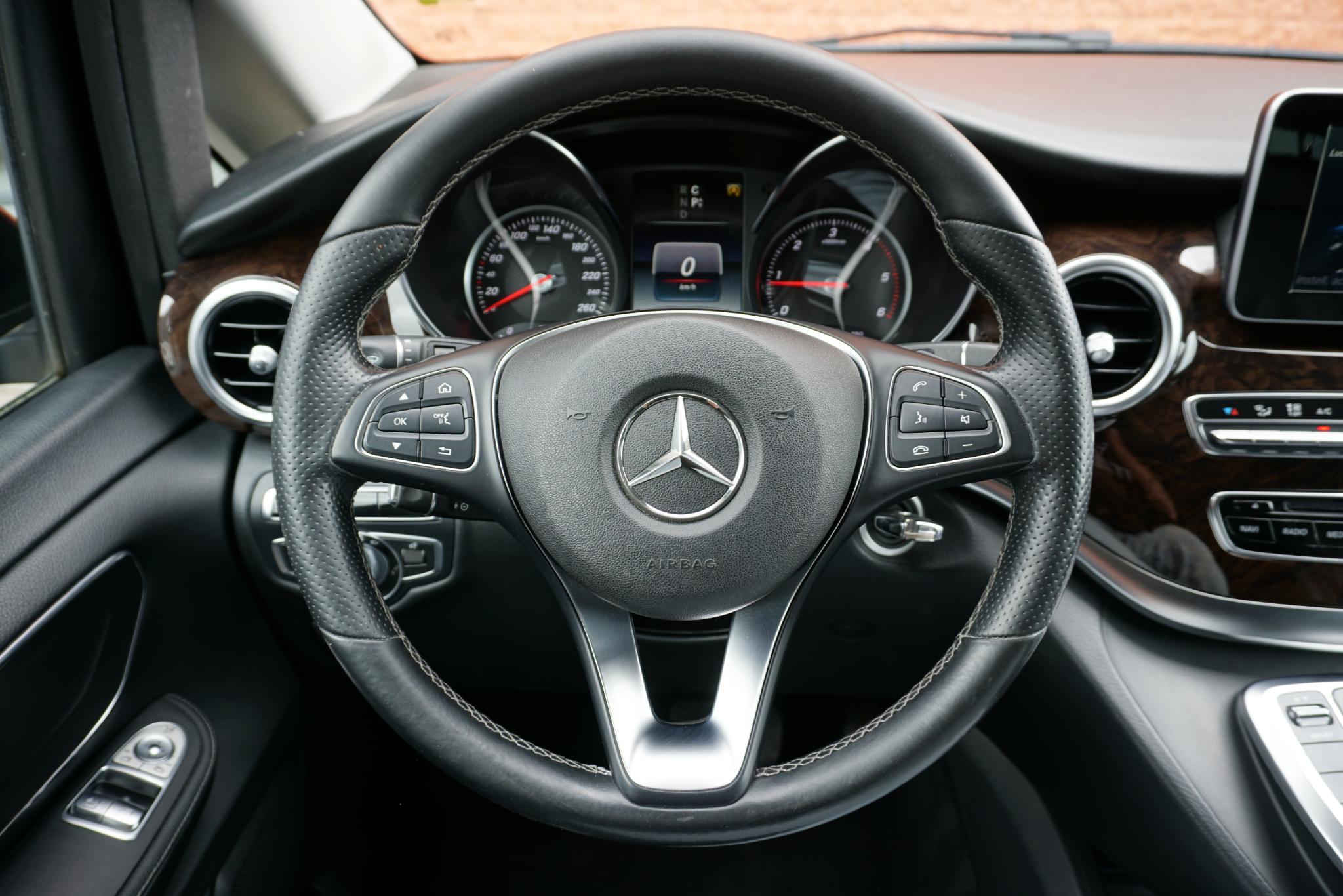 Foto van Mercedes-Benz V-klasse