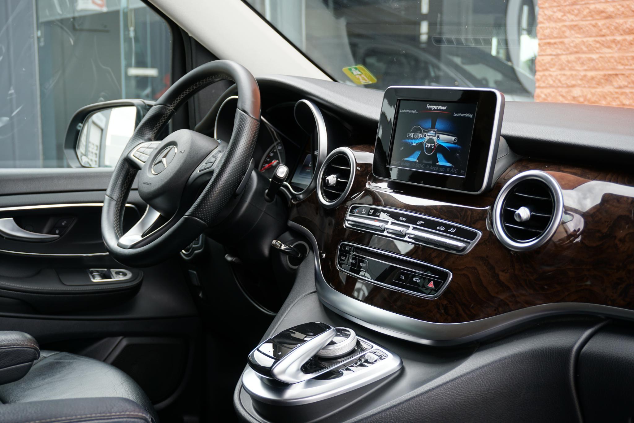 Foto van Mercedes-Benz V-klasse
