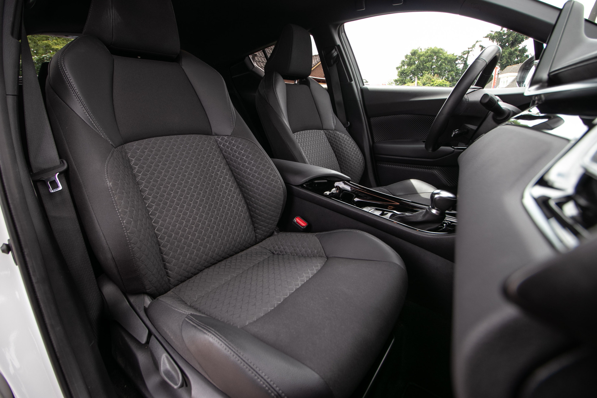 Foto van Toyota C-hr