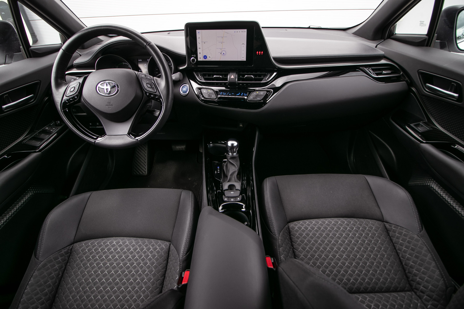 Foto van Toyota C-hr