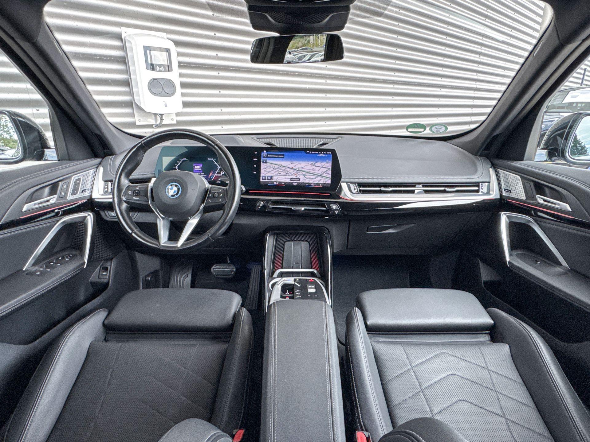 Foto van BMW Ix1 Xdrive30