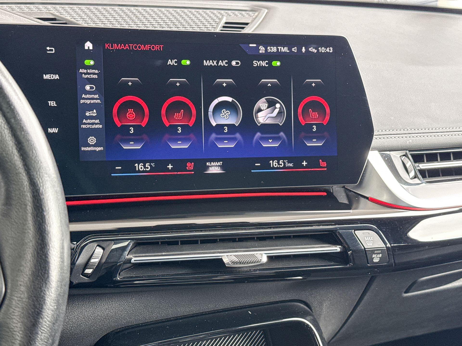 Foto van BMW Ix1 Xdrive30