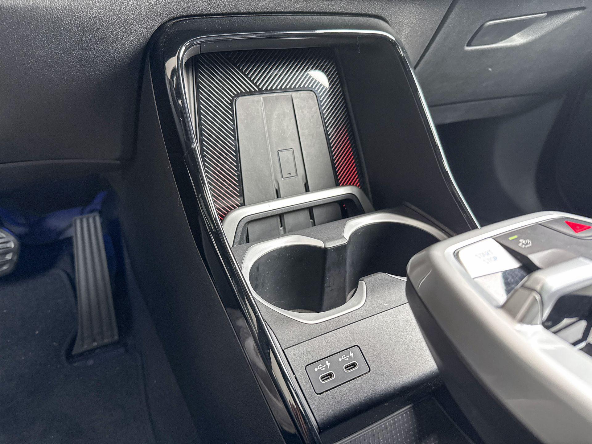 Foto van BMW Ix1 Xdrive30
