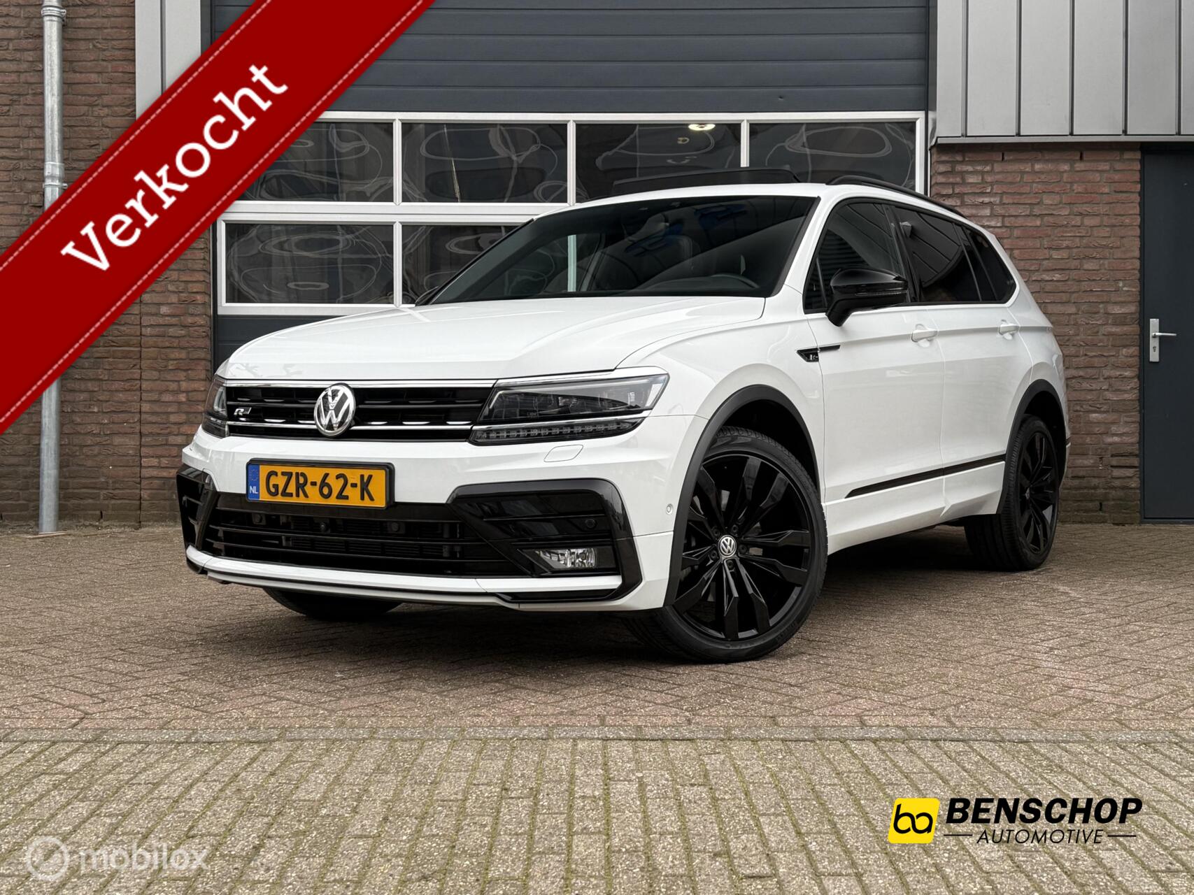 Volkswagen Tiguan 2.0 TSI 4Motion R-line 7p. Panodak Leer Virtual Navi Carplay HUD 2020 - voorkant