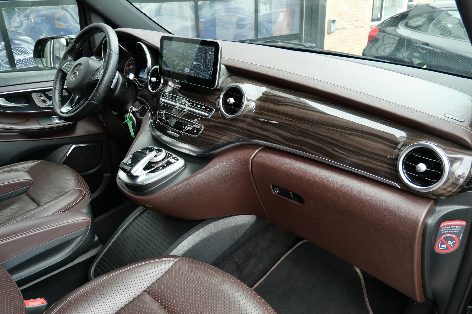 Foto van Mercedes-Benz V-klasse