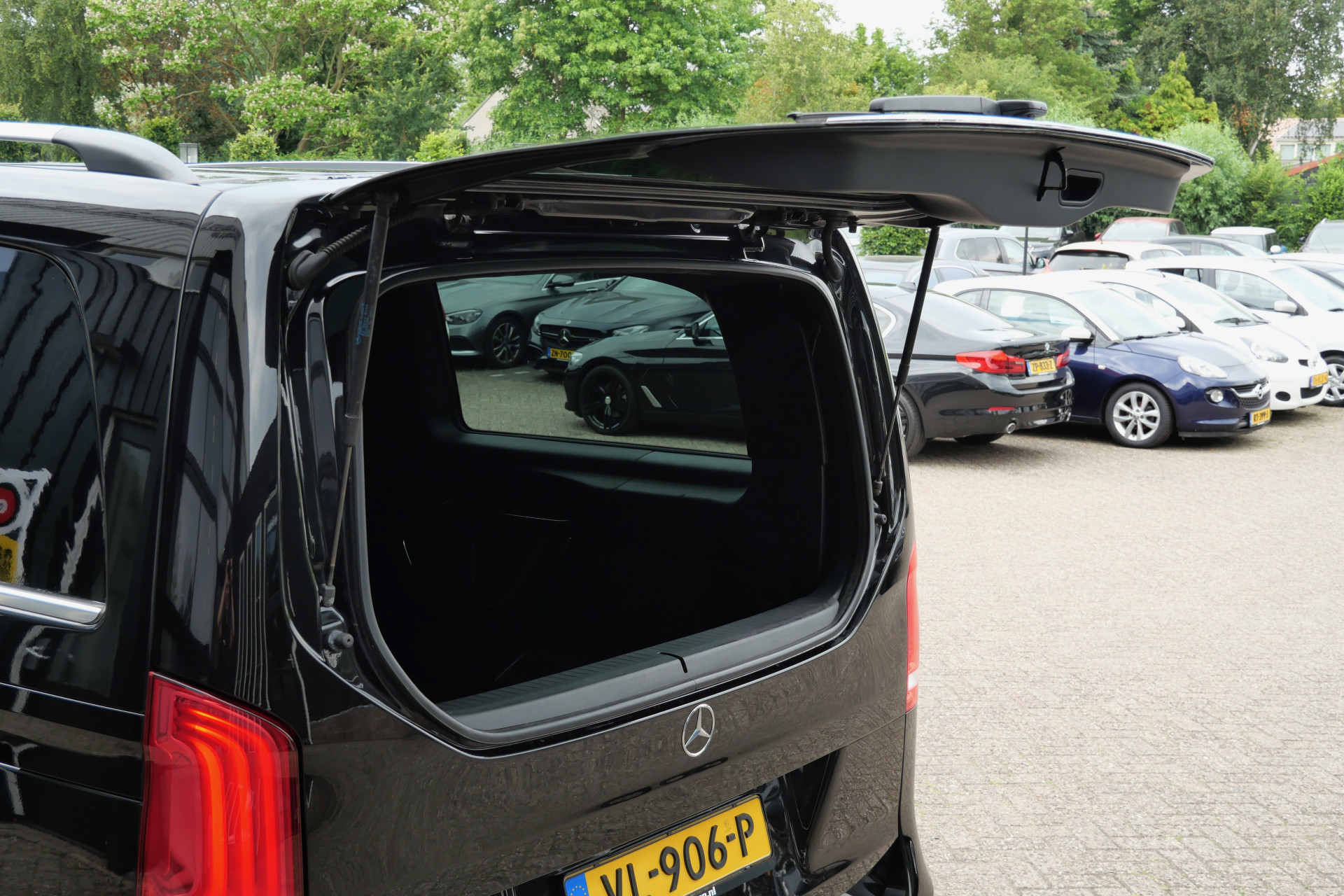Foto van Mercedes-Benz V-klasse