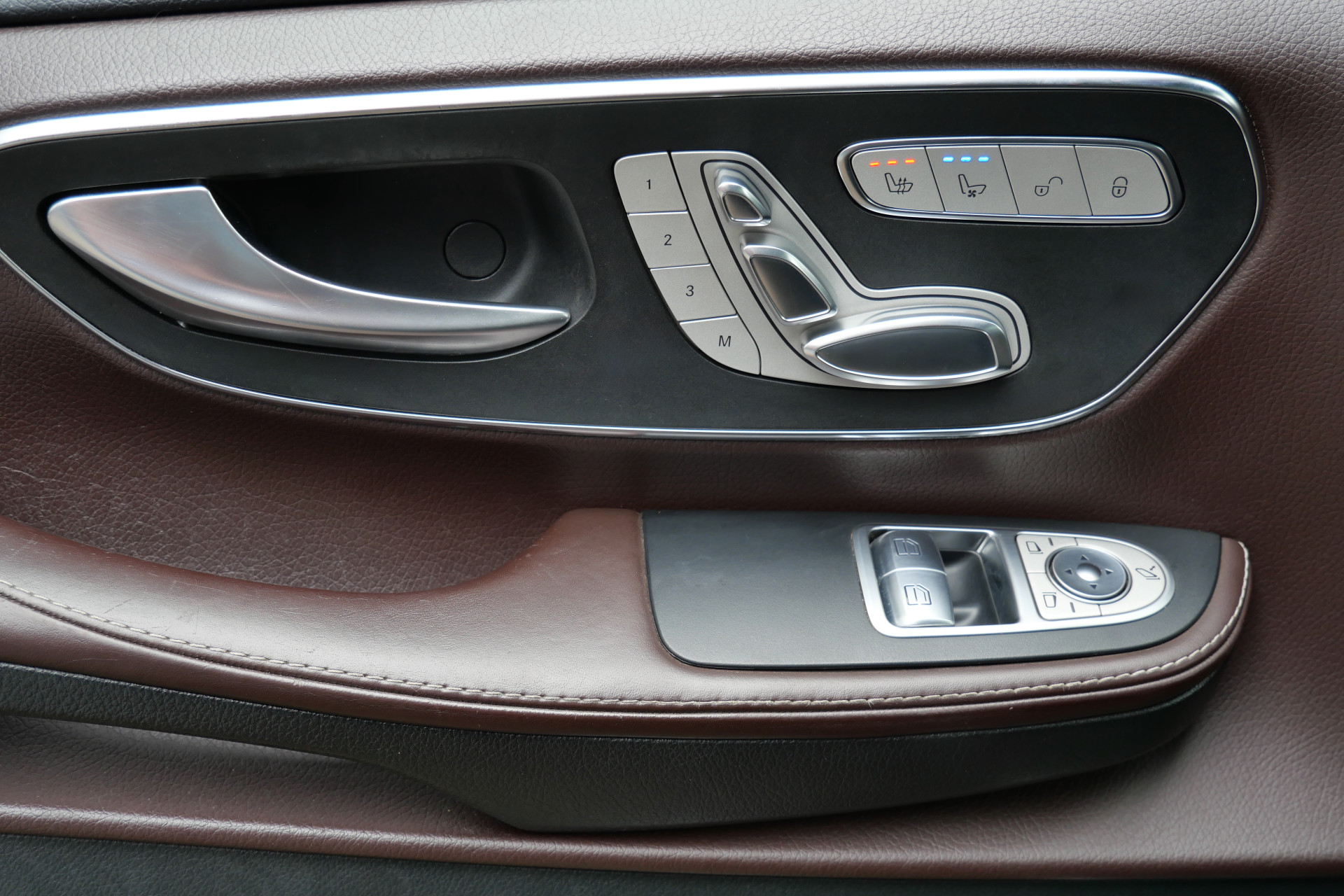 Foto van Mercedes-Benz V-klasse