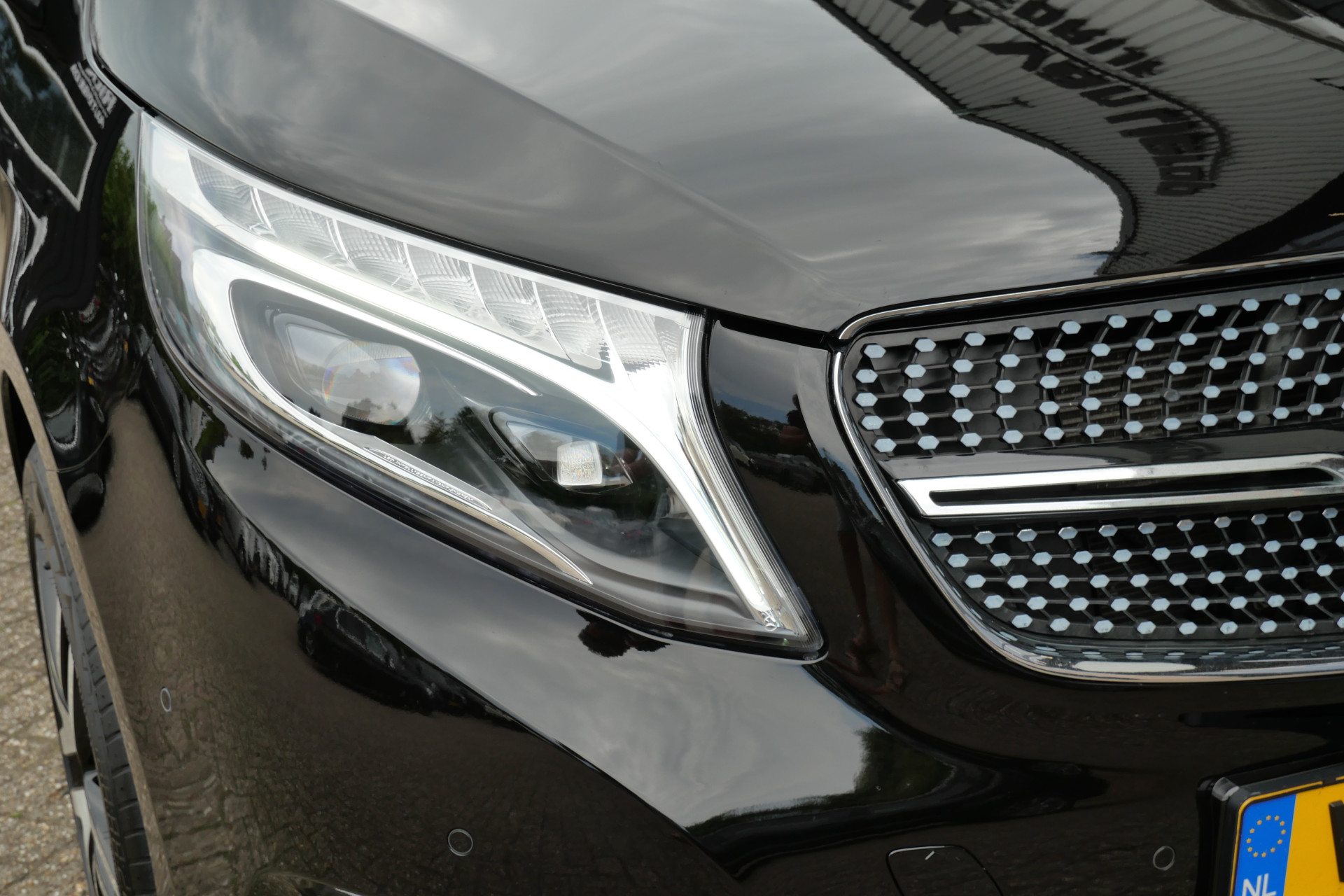 Foto van Mercedes-Benz V-klasse