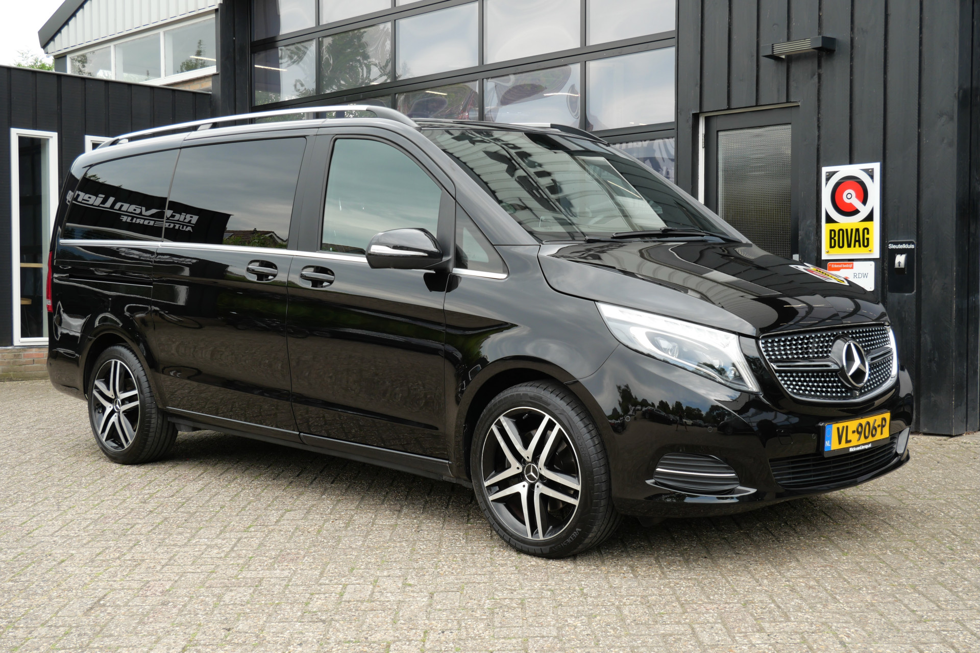 Mercedes-Benz V-klasse 250 BlueTEC Lang DC Avantgarde Edition 2015 - voorkant