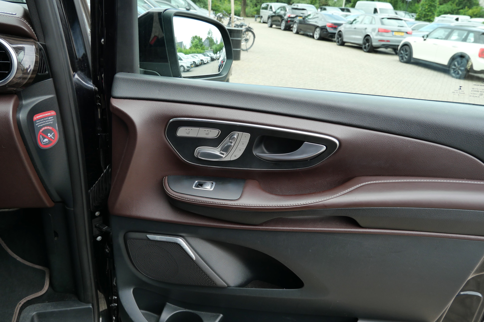 Foto van Mercedes-Benz V-klasse