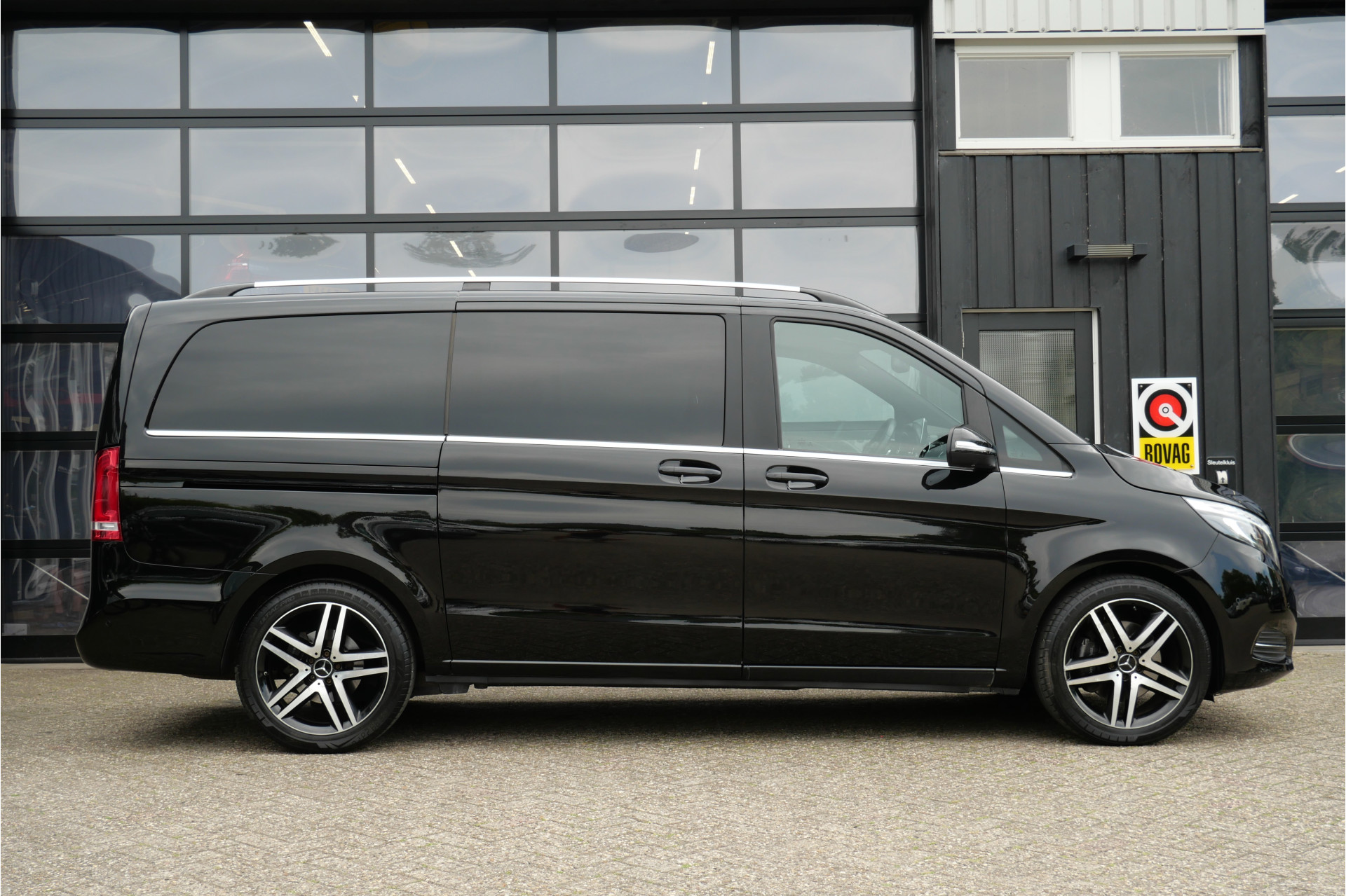 Foto van Mercedes-Benz V-klasse