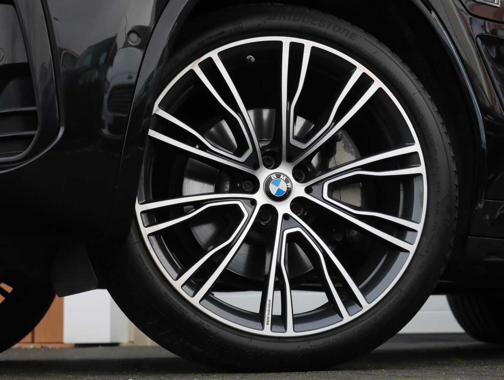 Foto van BMW X3 Xdrive30e