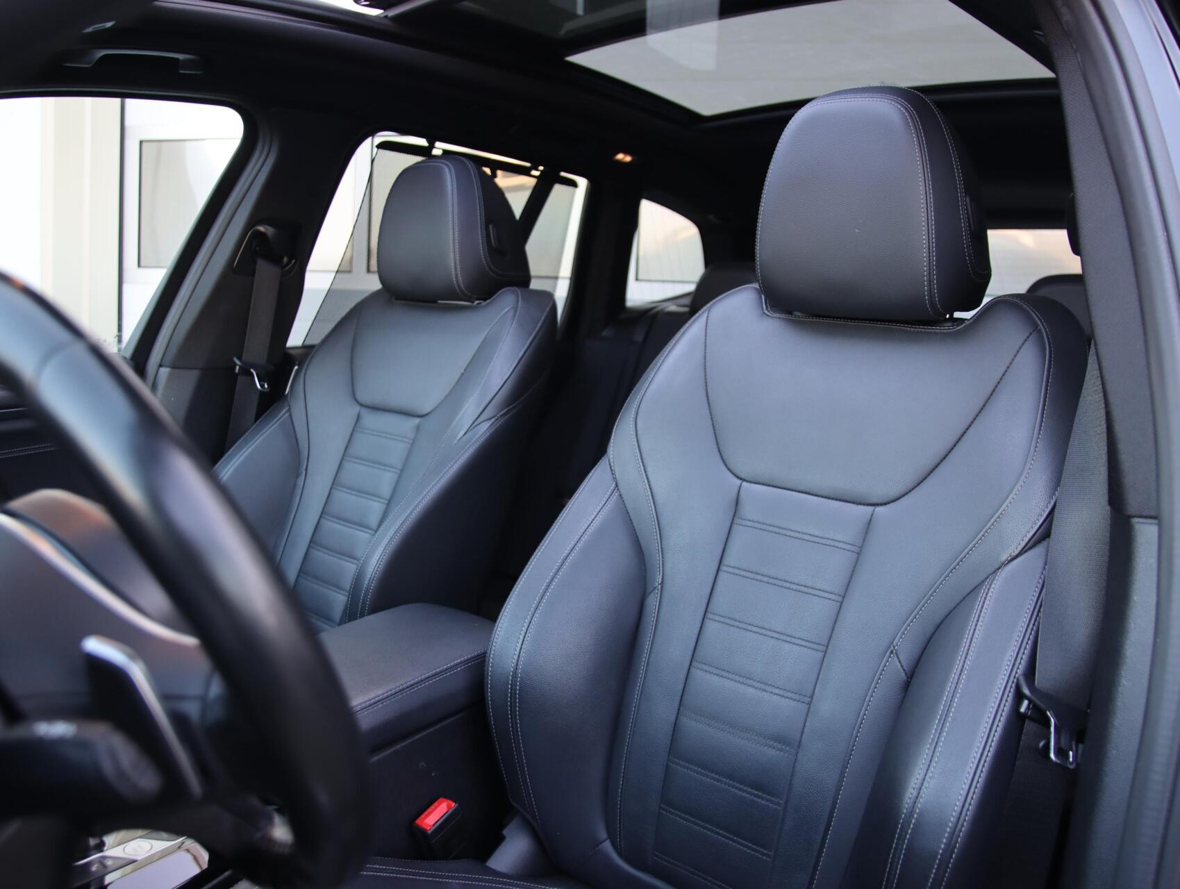 Foto van BMW X3 Xdrive30e