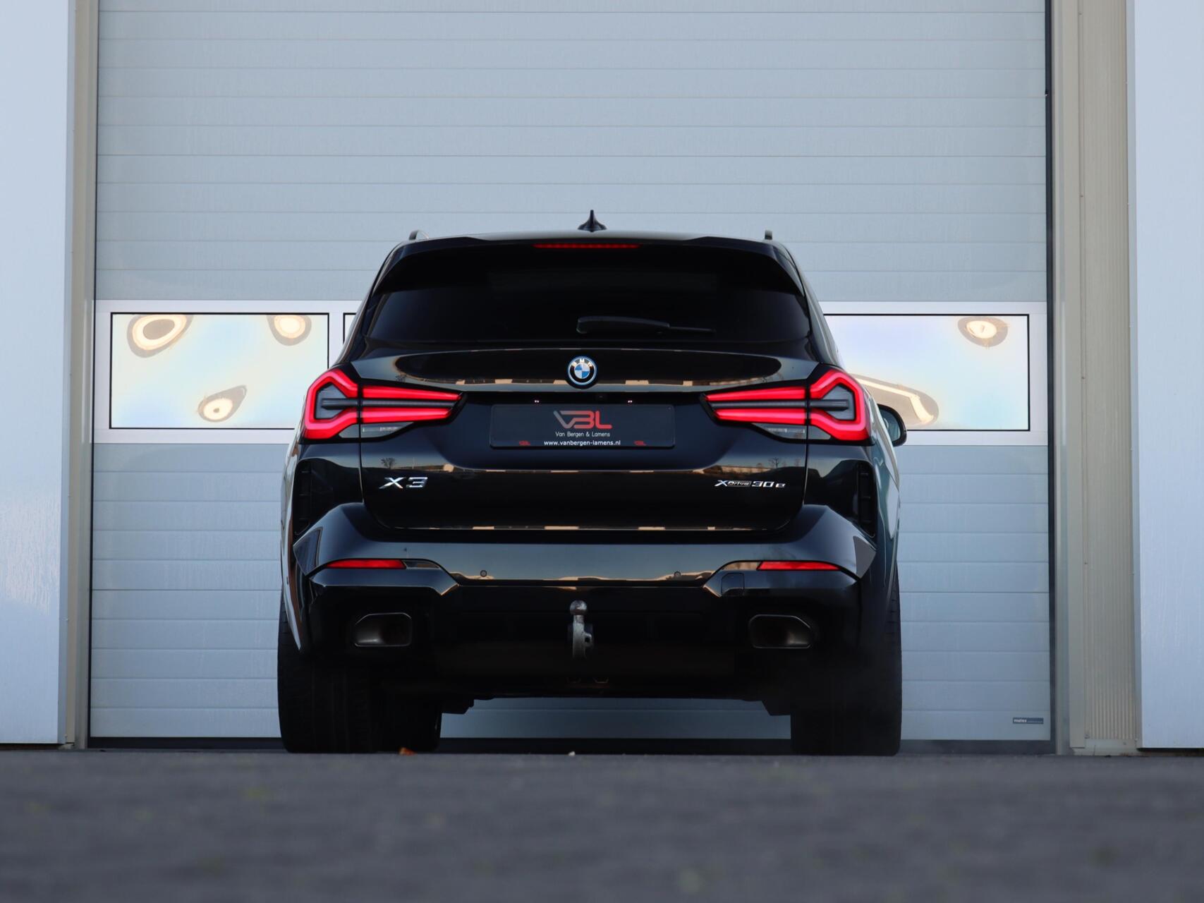 Foto van BMW X3 Xdrive30e