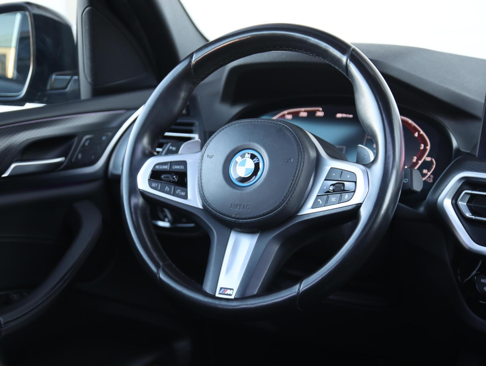 Foto van BMW X3 Xdrive30e