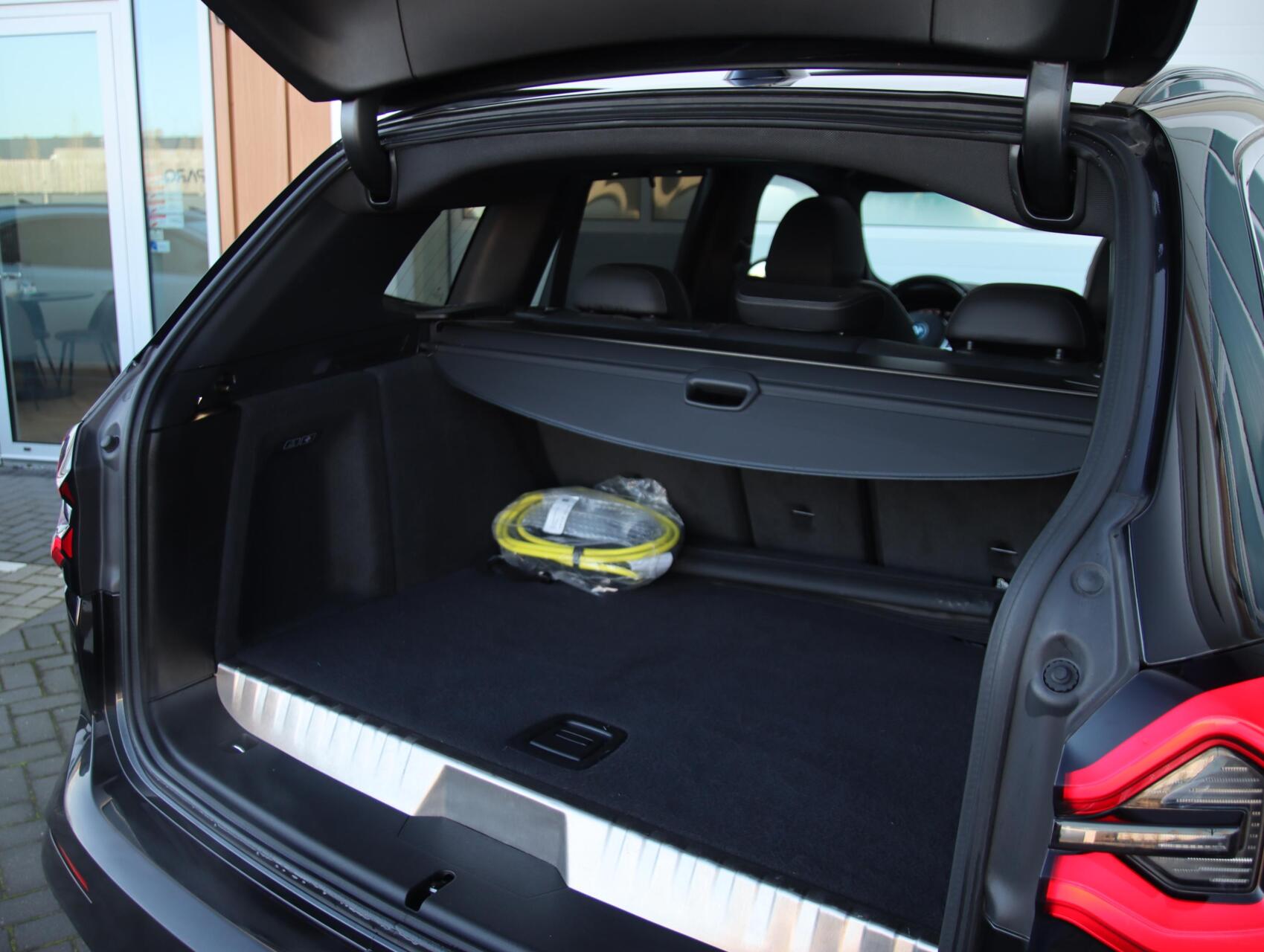 Foto van BMW X3 Xdrive30e