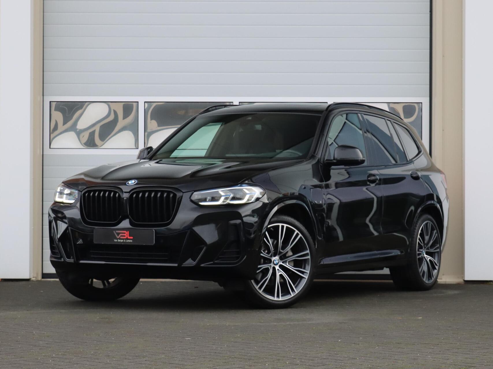 Foto van BMW X3 Xdrive30e