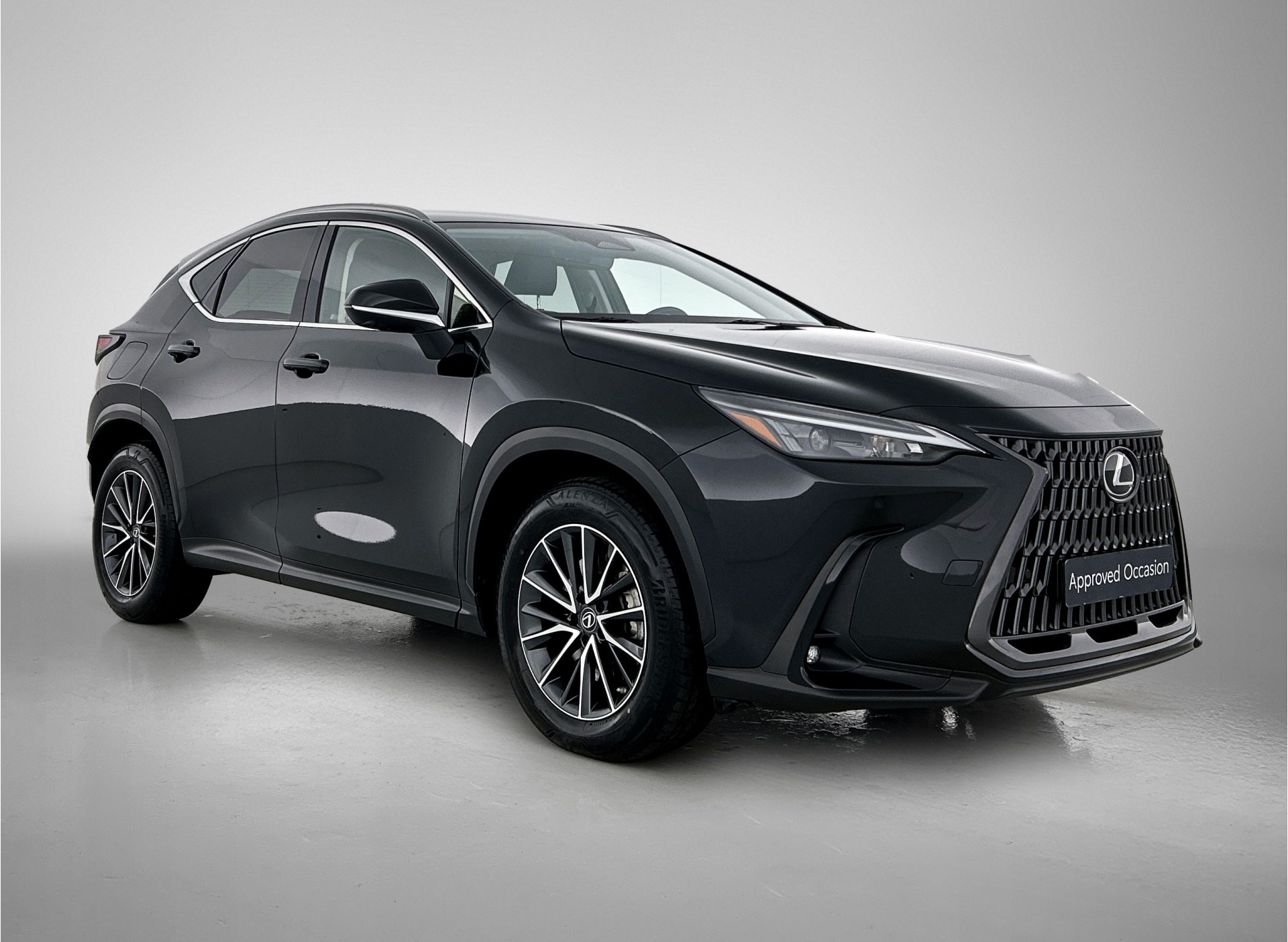 Foto van Lexus Lexus Nx450h+