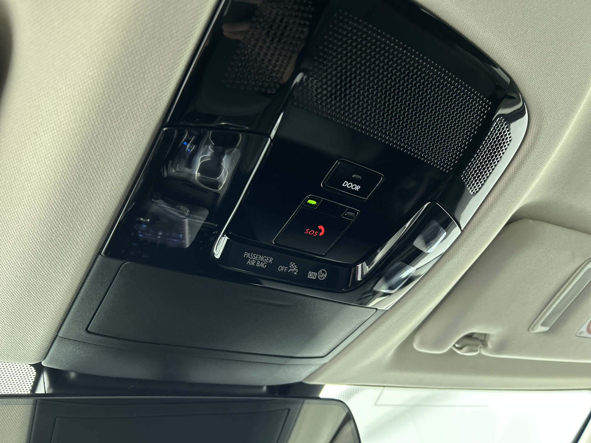 Foto van Lexus Lexus Nx450h+
