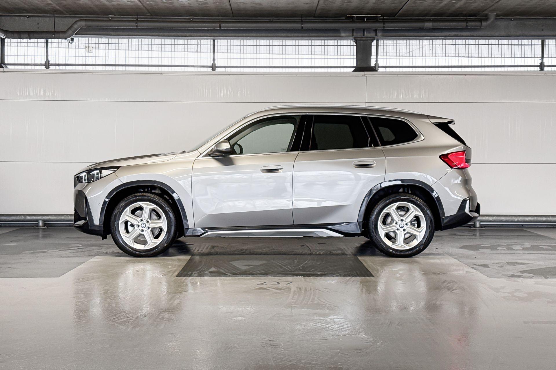 Foto van BMW Ix1 Edrive20