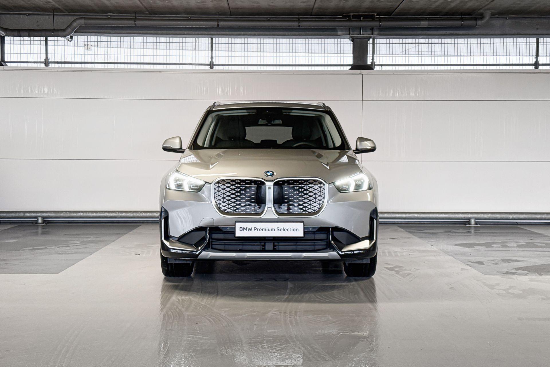 Foto van BMW Ix1 Edrive20