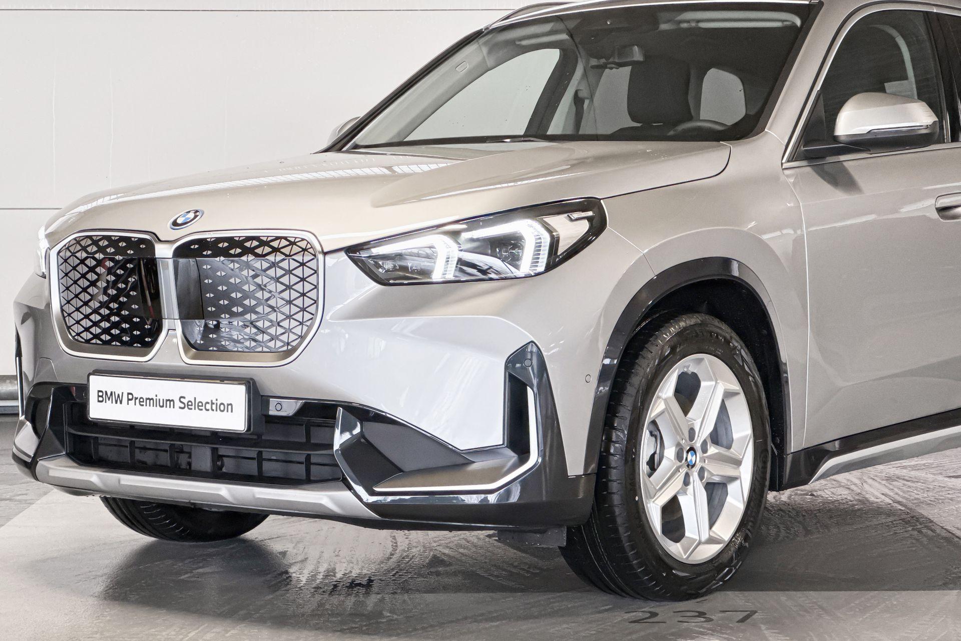 Foto van BMW Ix1 Edrive20