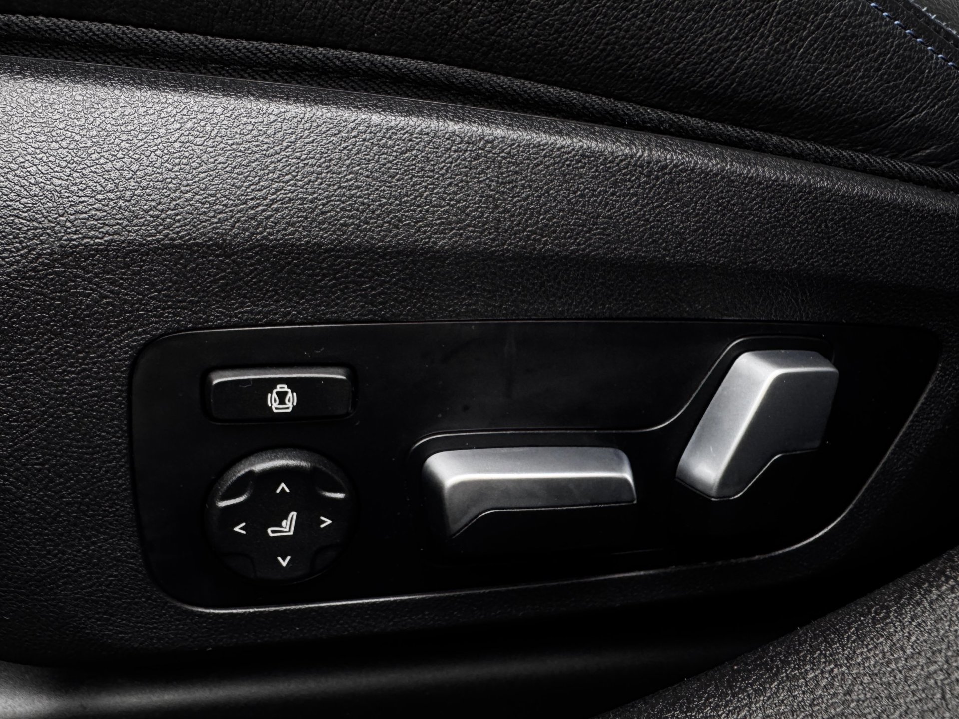 Foto van BMW 330e xDrive