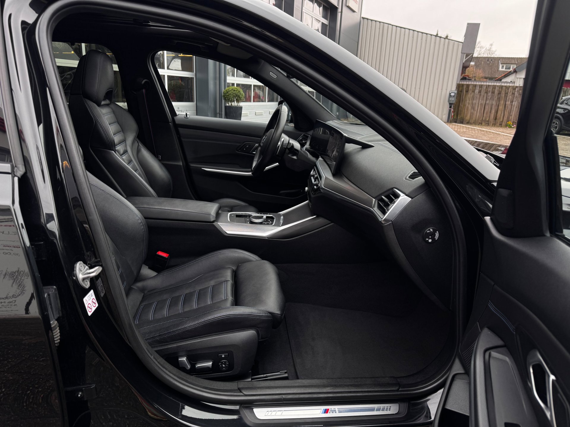 Foto van BMW 330e xDrive