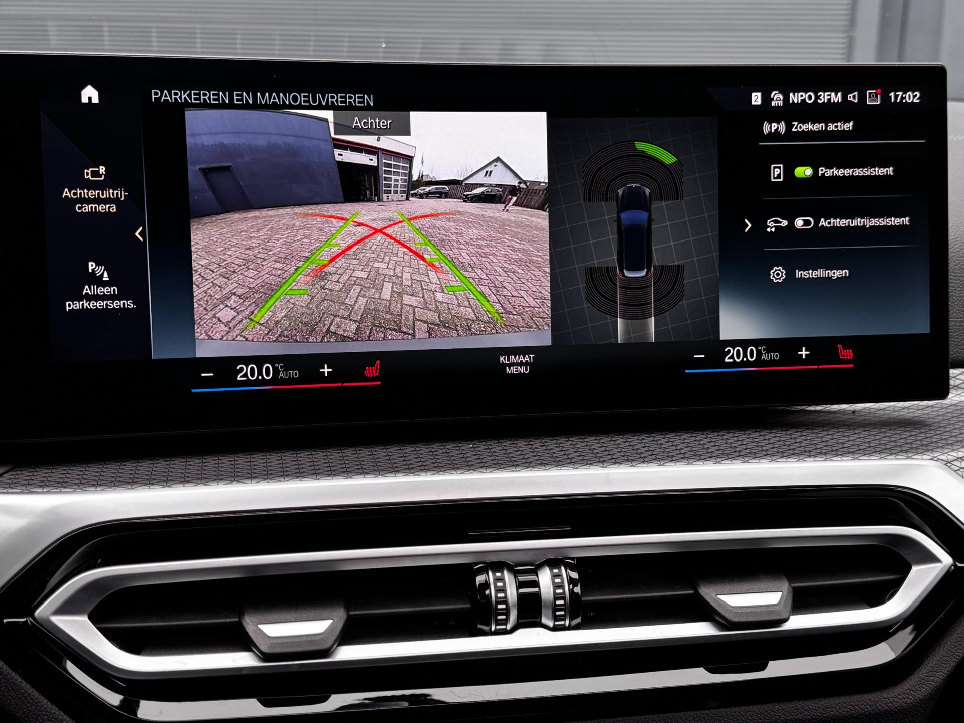 Foto van BMW 330e xDrive