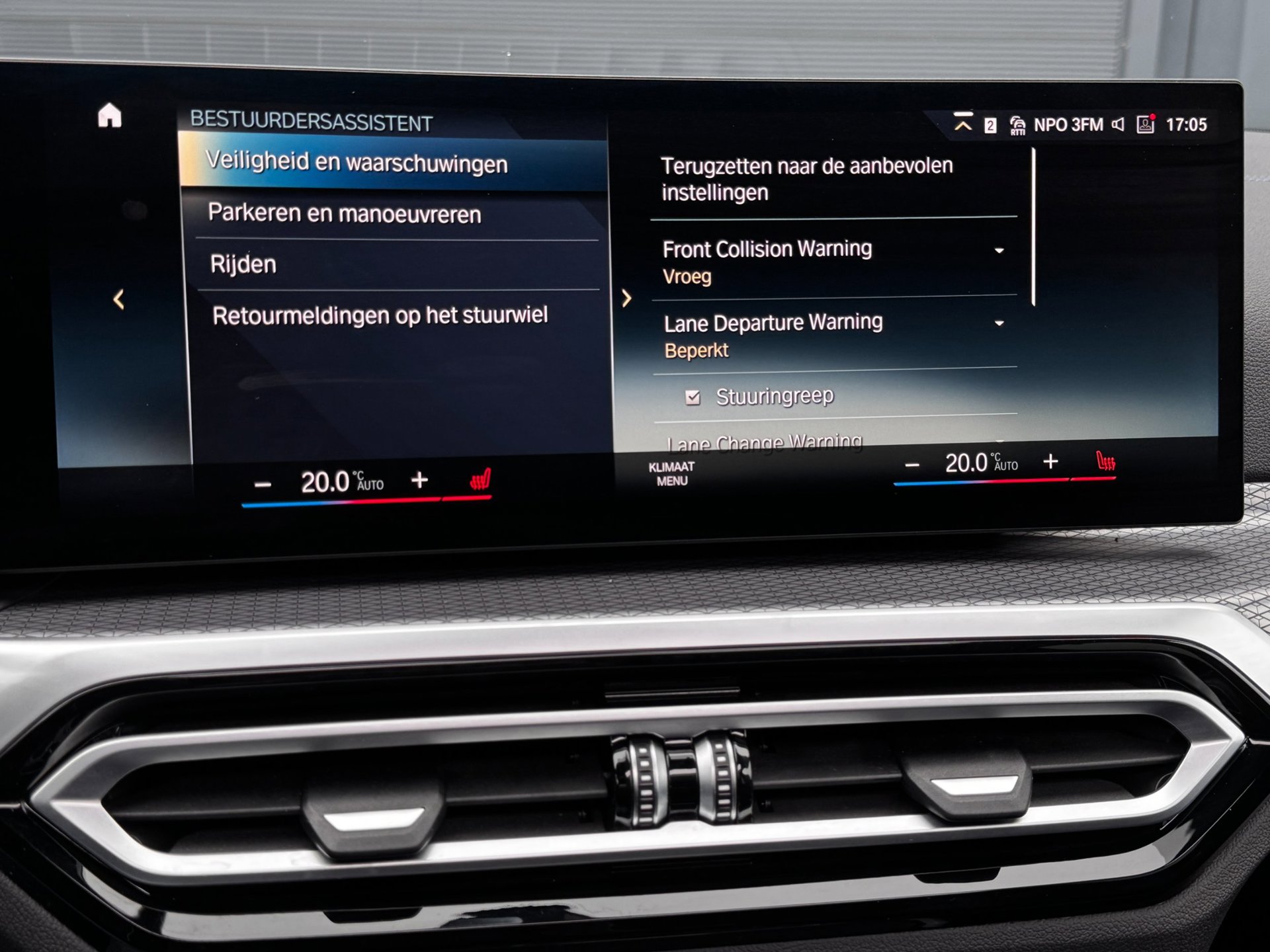 Foto van BMW 330e xDrive