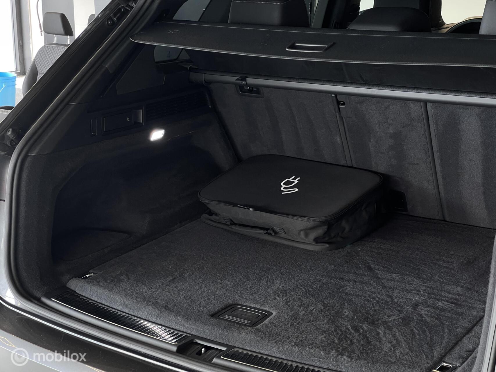 Foto van Volkswagen Touareg R