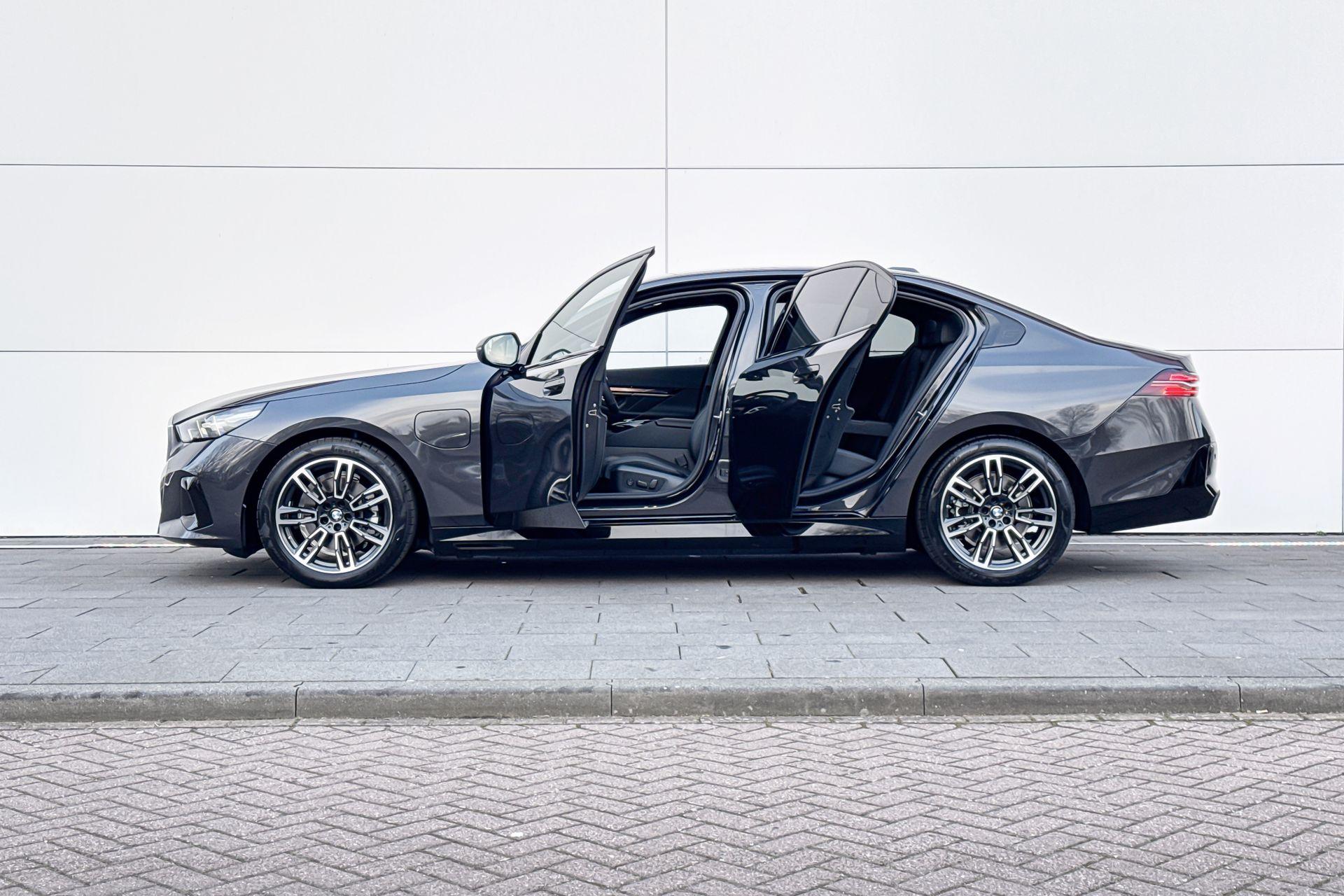 Foto van BMW 530e
