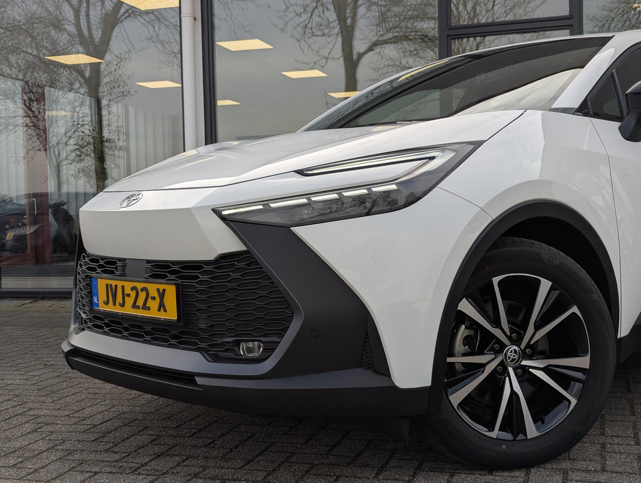 Foto van Toyota Toyota C-hr