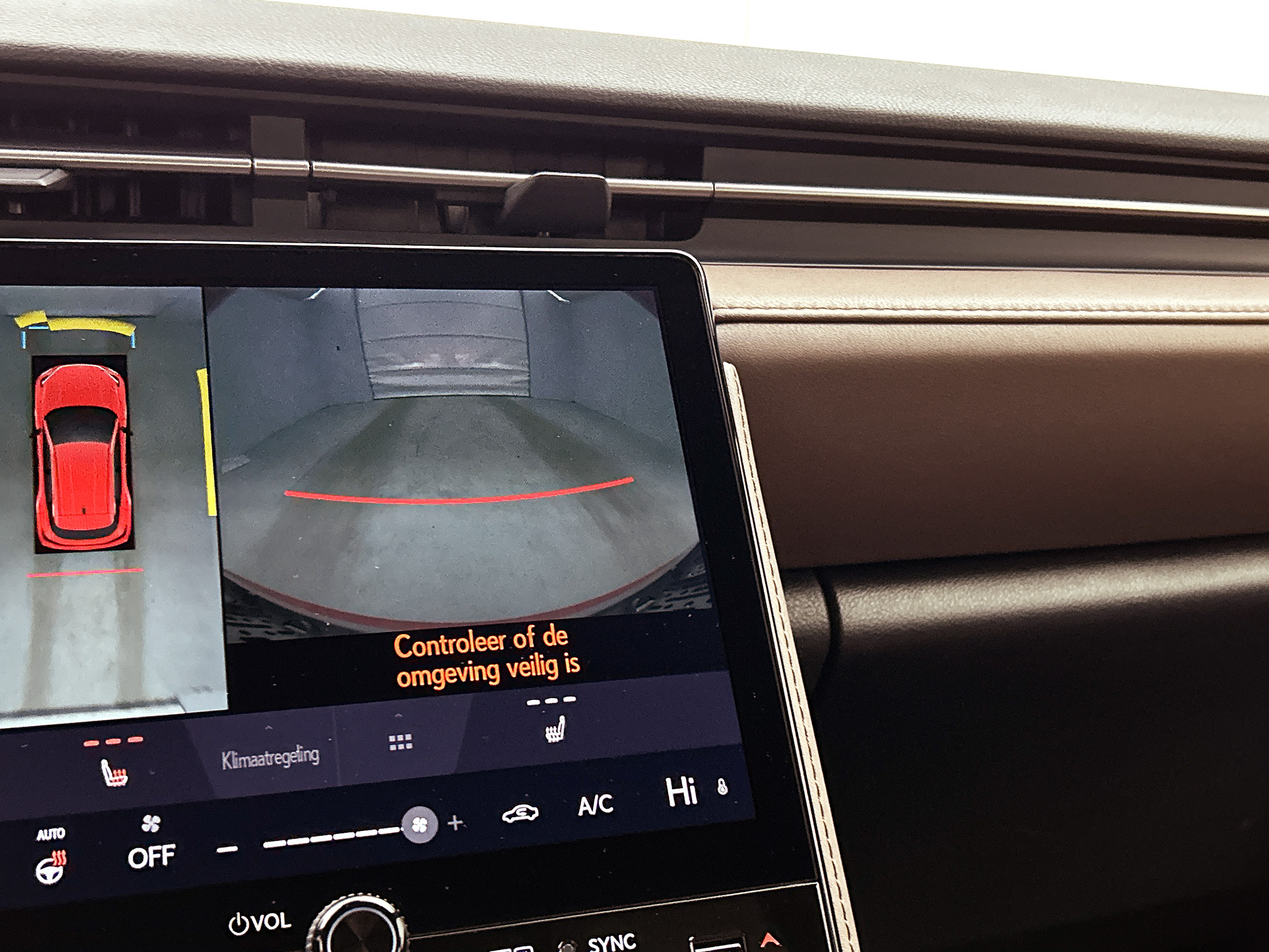 Foto van Lexus Lexus LBX