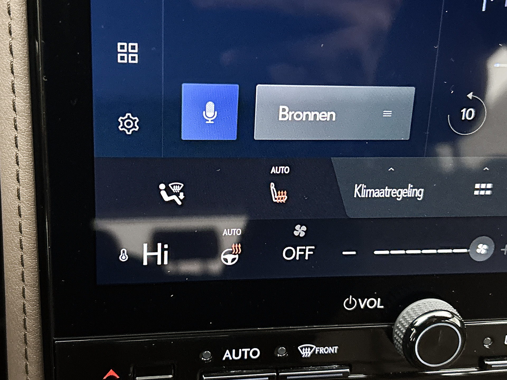 Foto van Lexus Lexus LBX