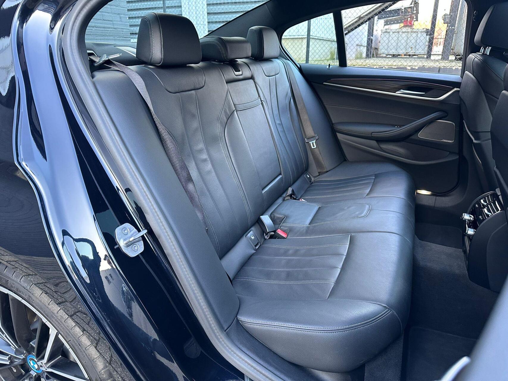 Foto van BMW 545e xDrive