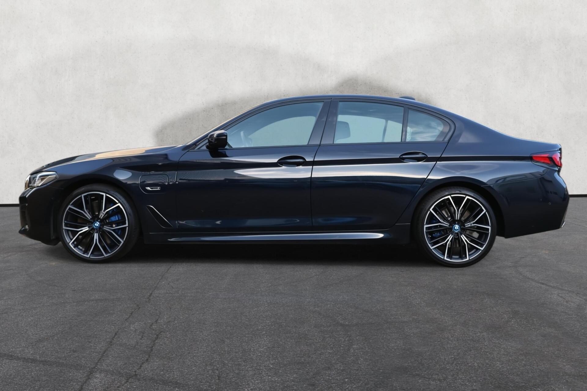 Foto van BMW 545e xDrive