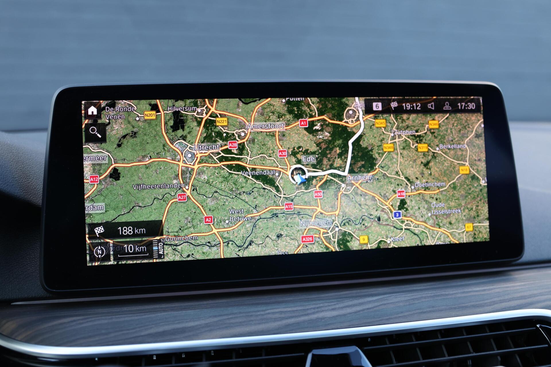 Foto van BMW 545e xDrive