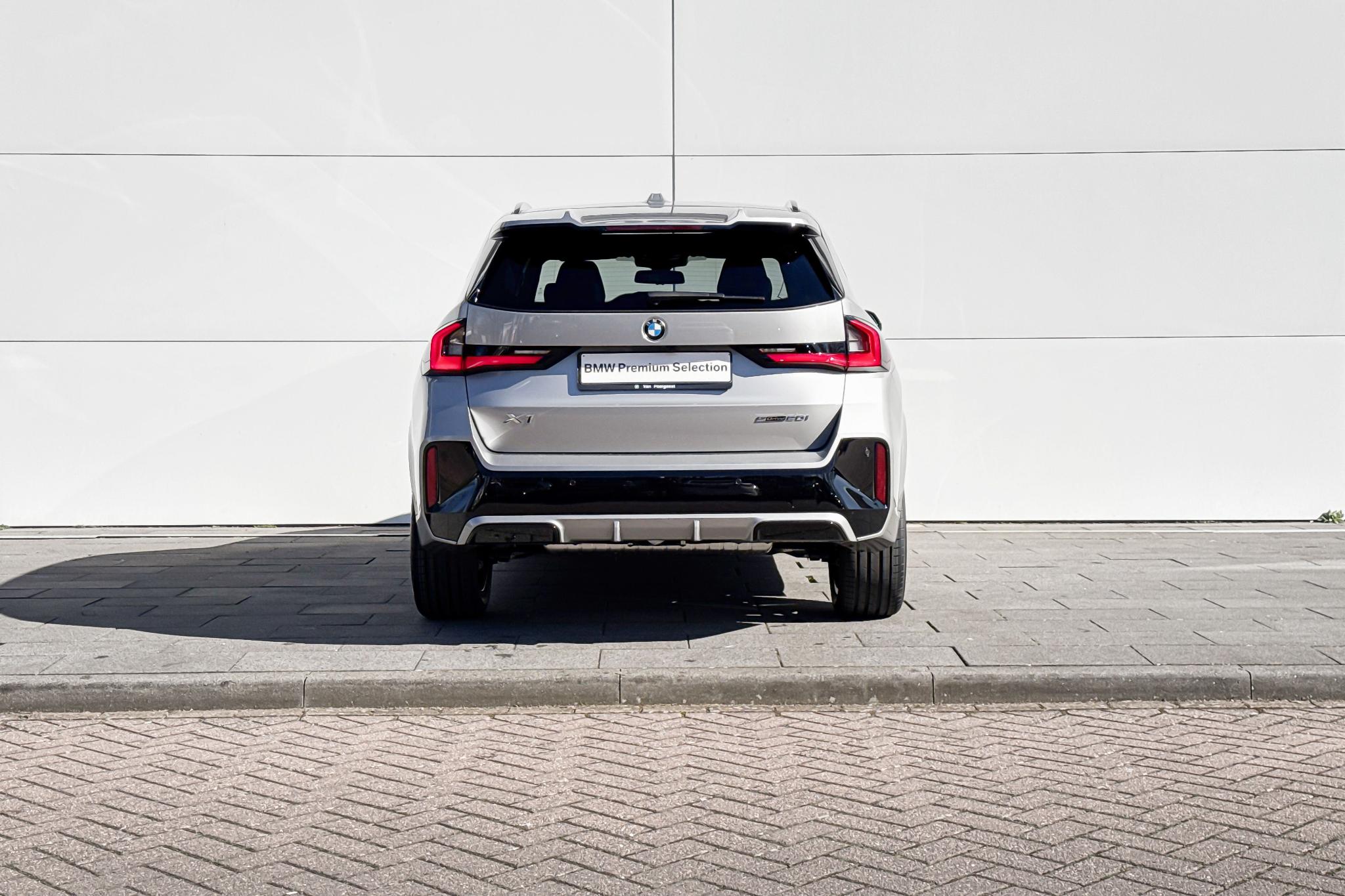 Foto van BMW X1 Sdrive20i