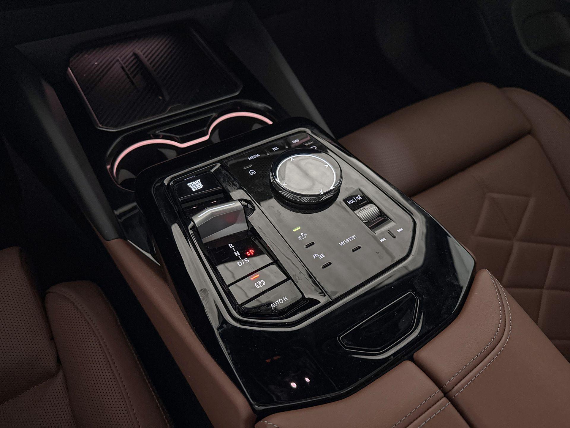 Foto van BMW 550e xDrive