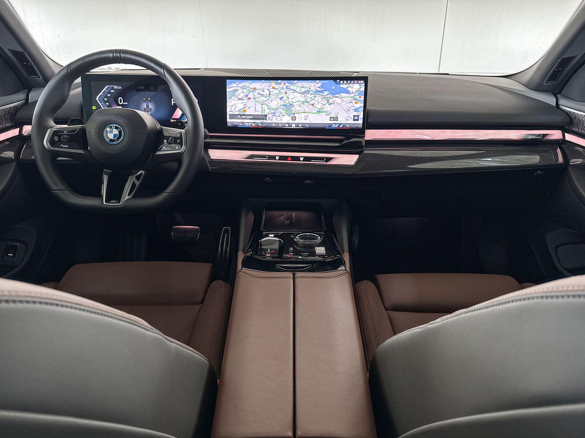 Foto van BMW 550e xDrive