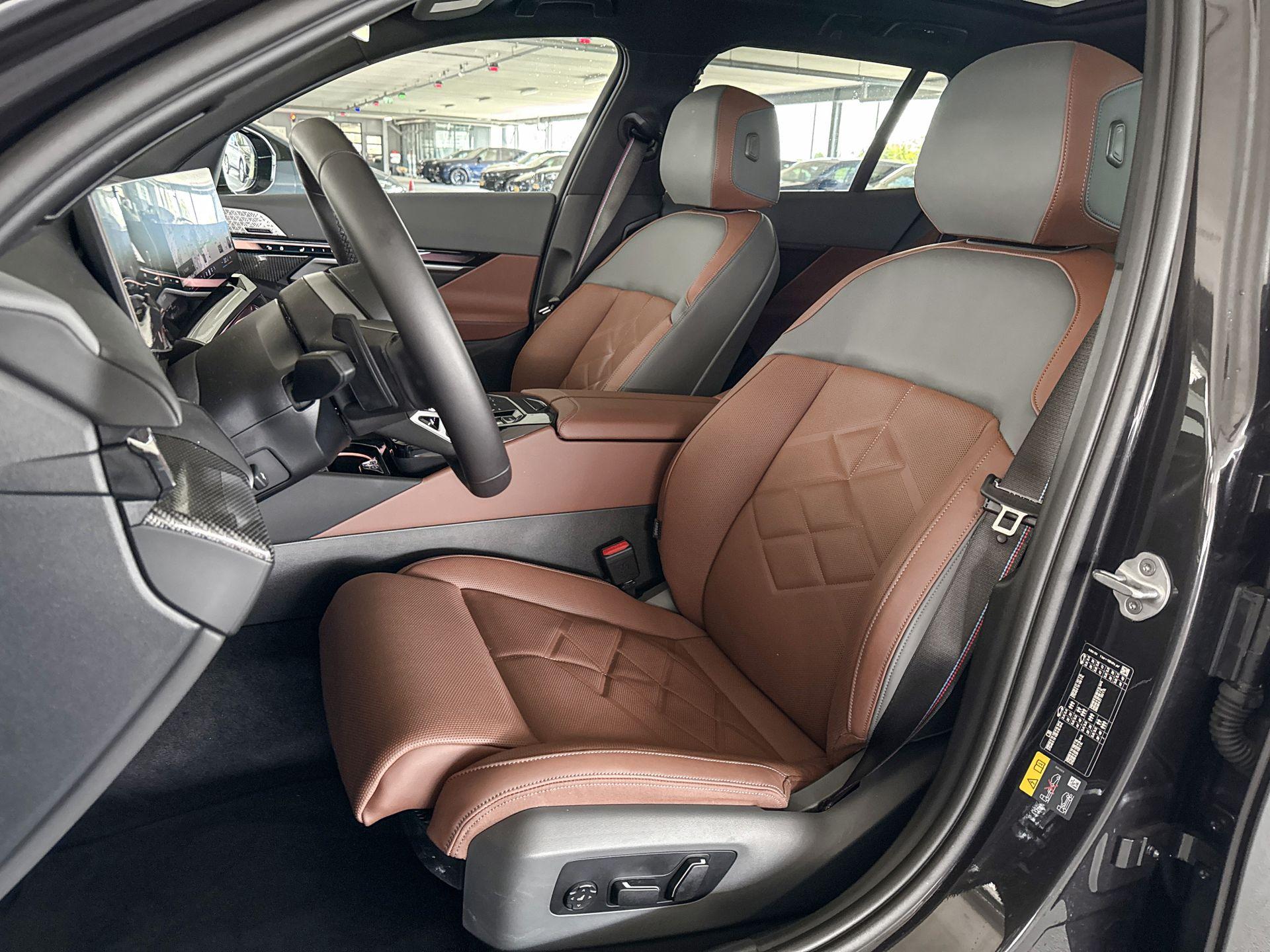Foto van BMW 550e xDrive