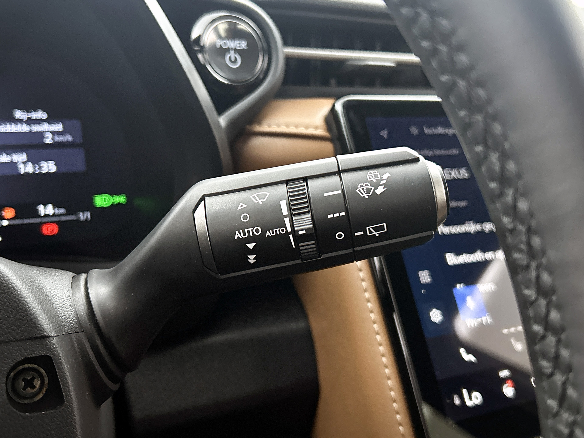 Foto van Lexus Lexus LBX