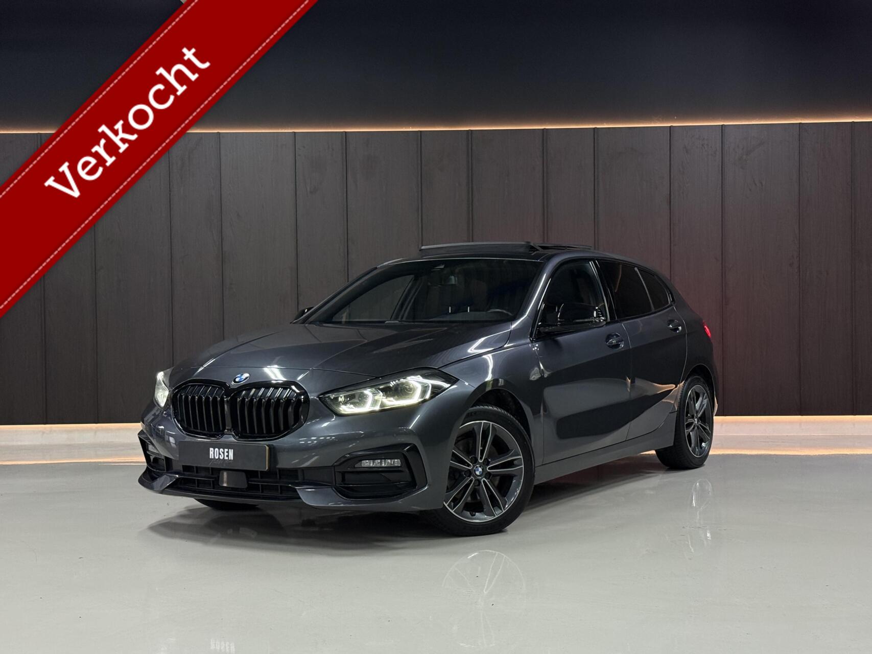 BMW 118i 118i M Sport-line|PANO|HUD|HK-SOUND|LED|STOELVW| 2021 - voorkant