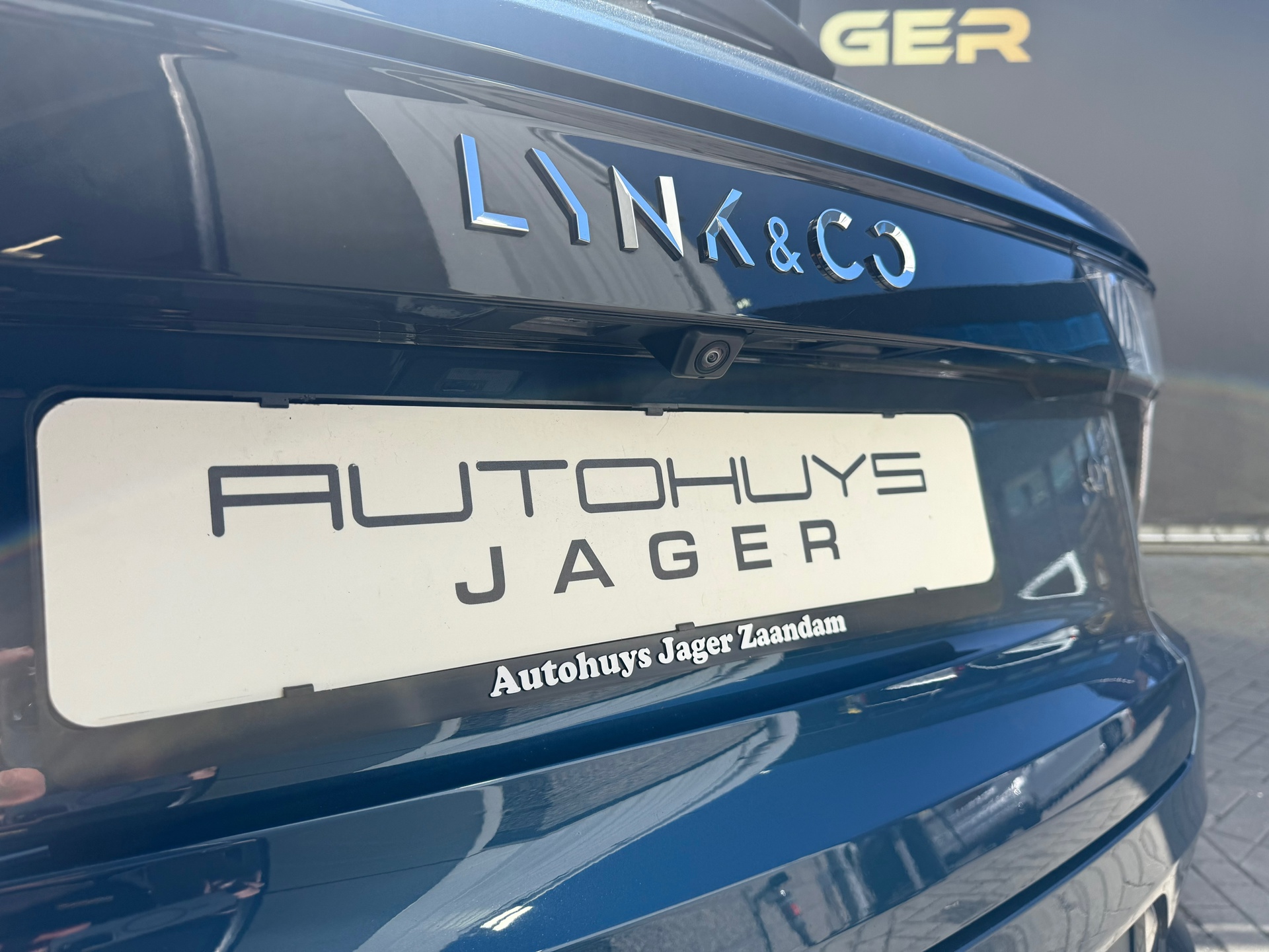 Foto van LYNK & Co 01