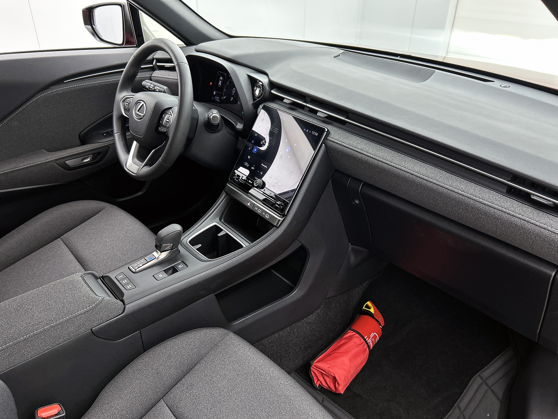 Foto van Lexus Lexus LBX