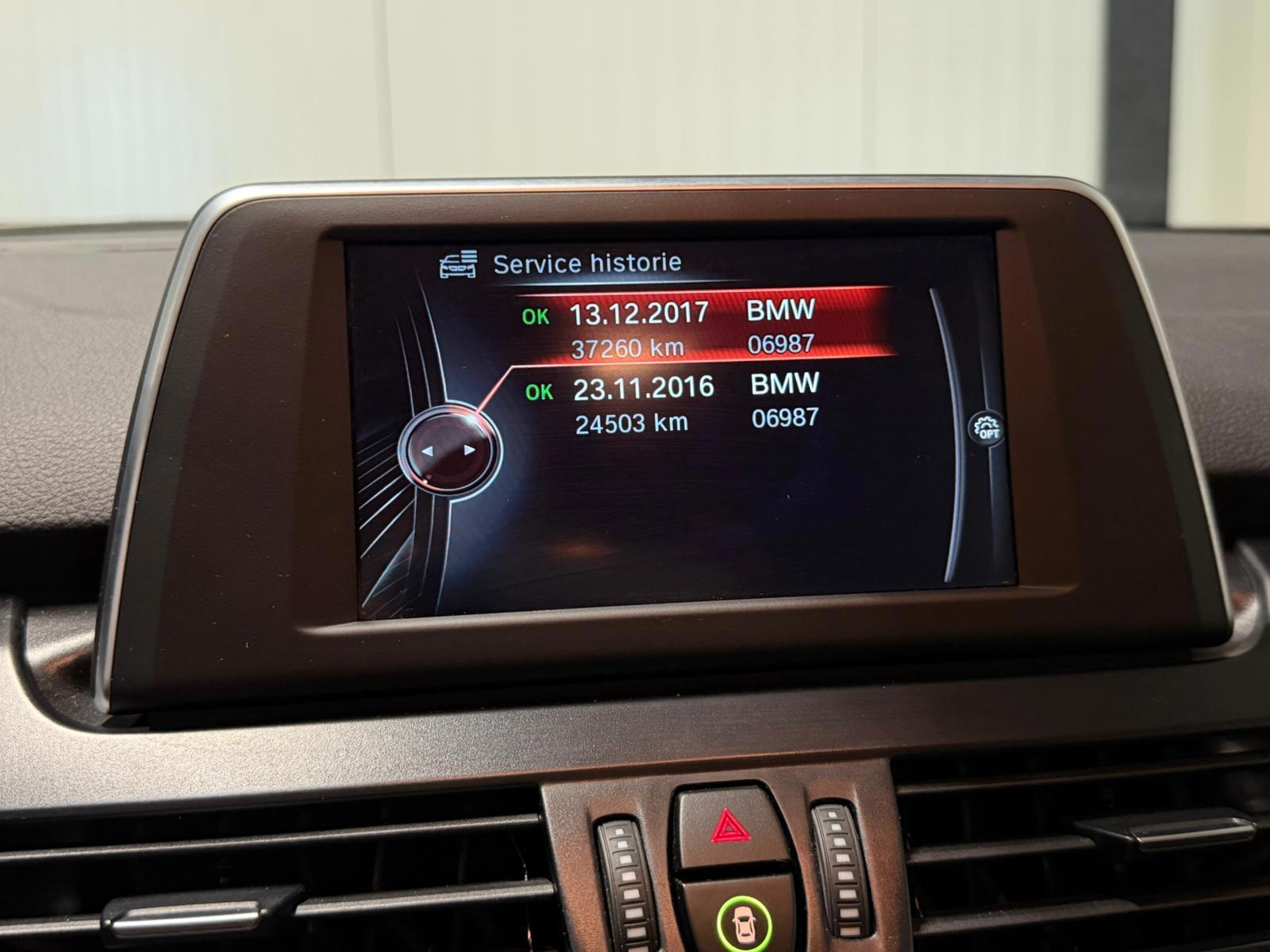 Foto van BMW 218i Active Tourer