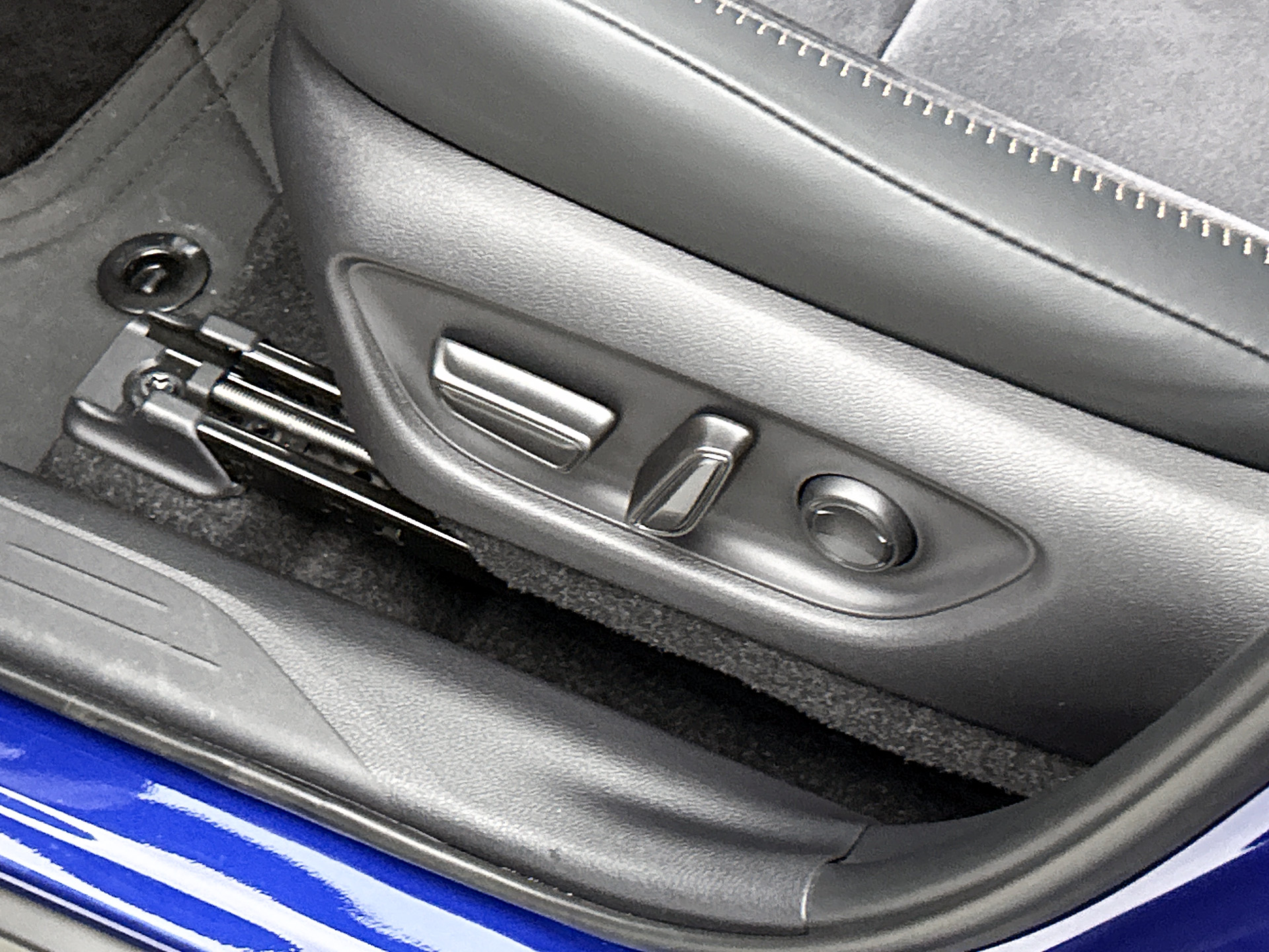 Foto van Lexus Lexus LBX