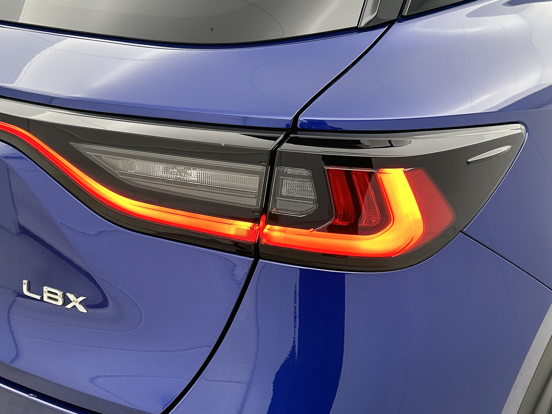 Foto van Lexus Lexus LBX