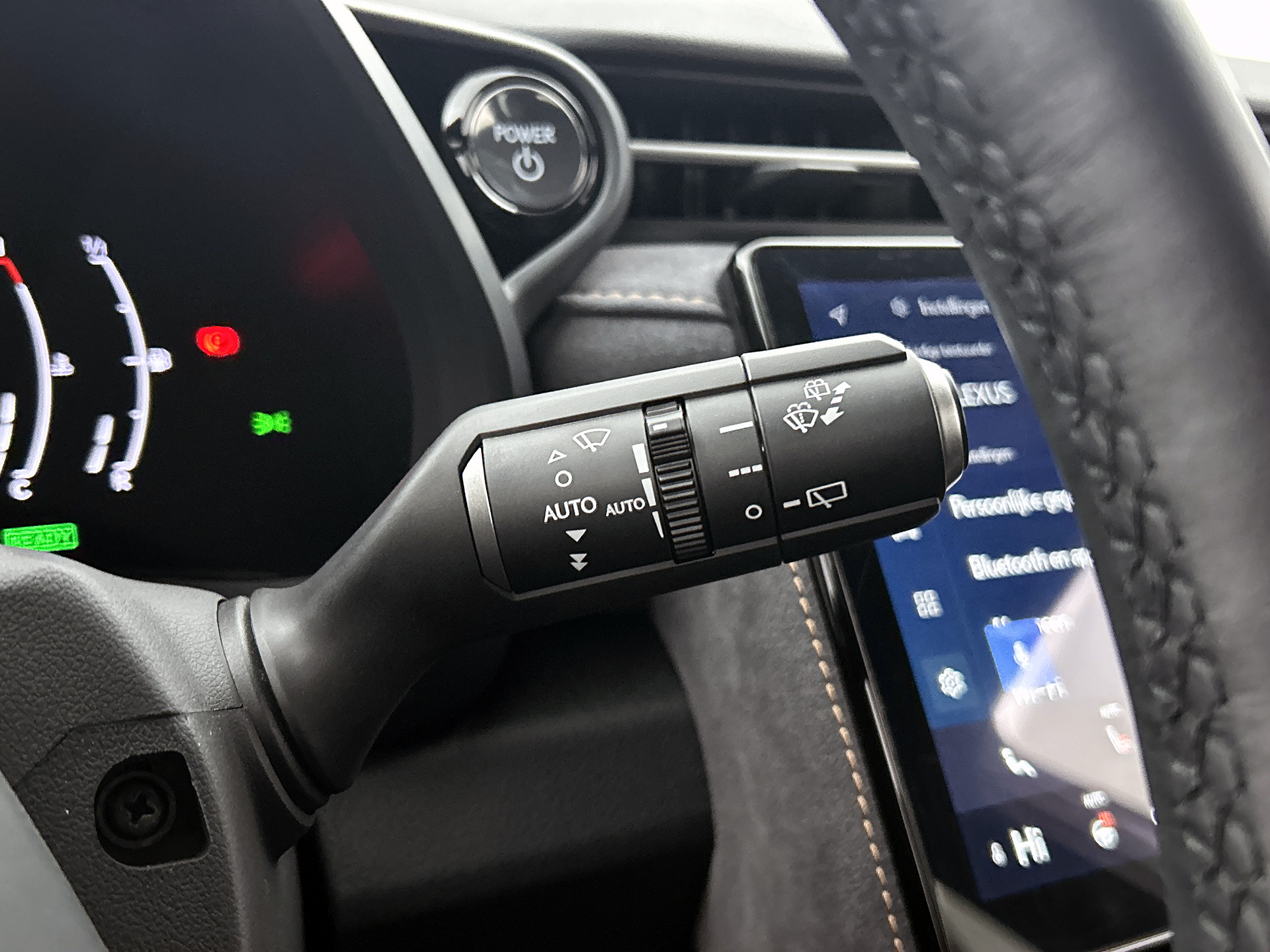 Foto van Lexus Lexus LBX